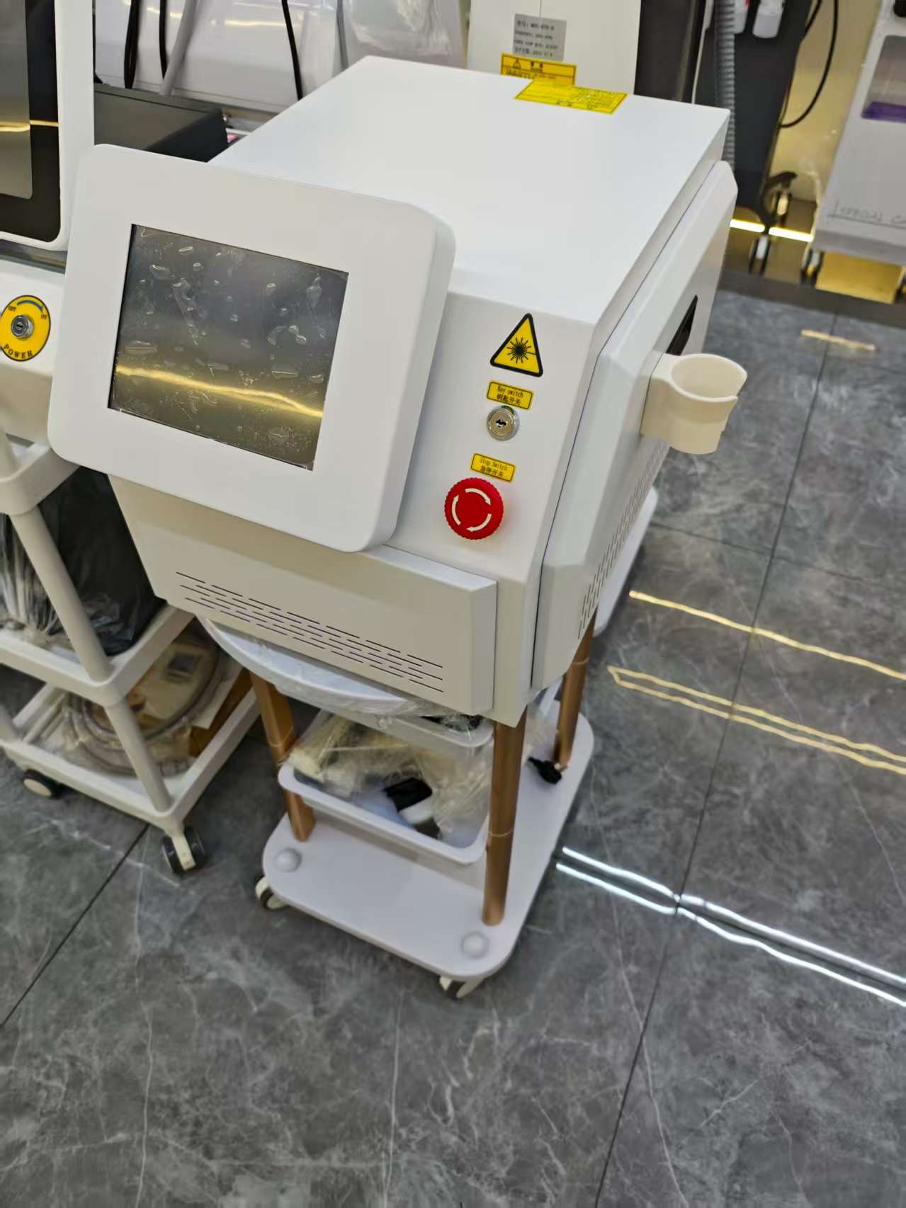 Portable Professional IPL SHR Machine