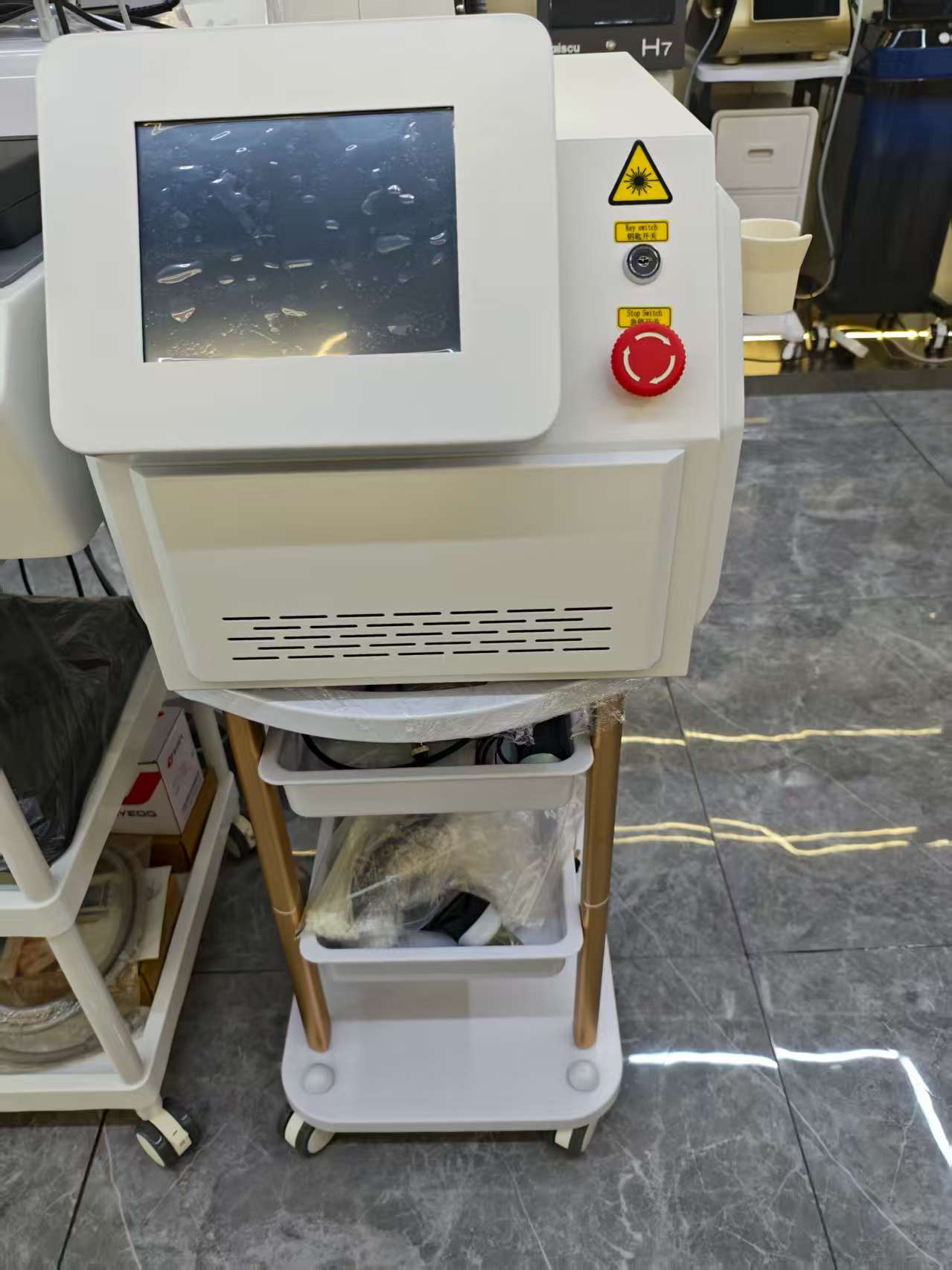 Portable Professional IPL SHR Machine